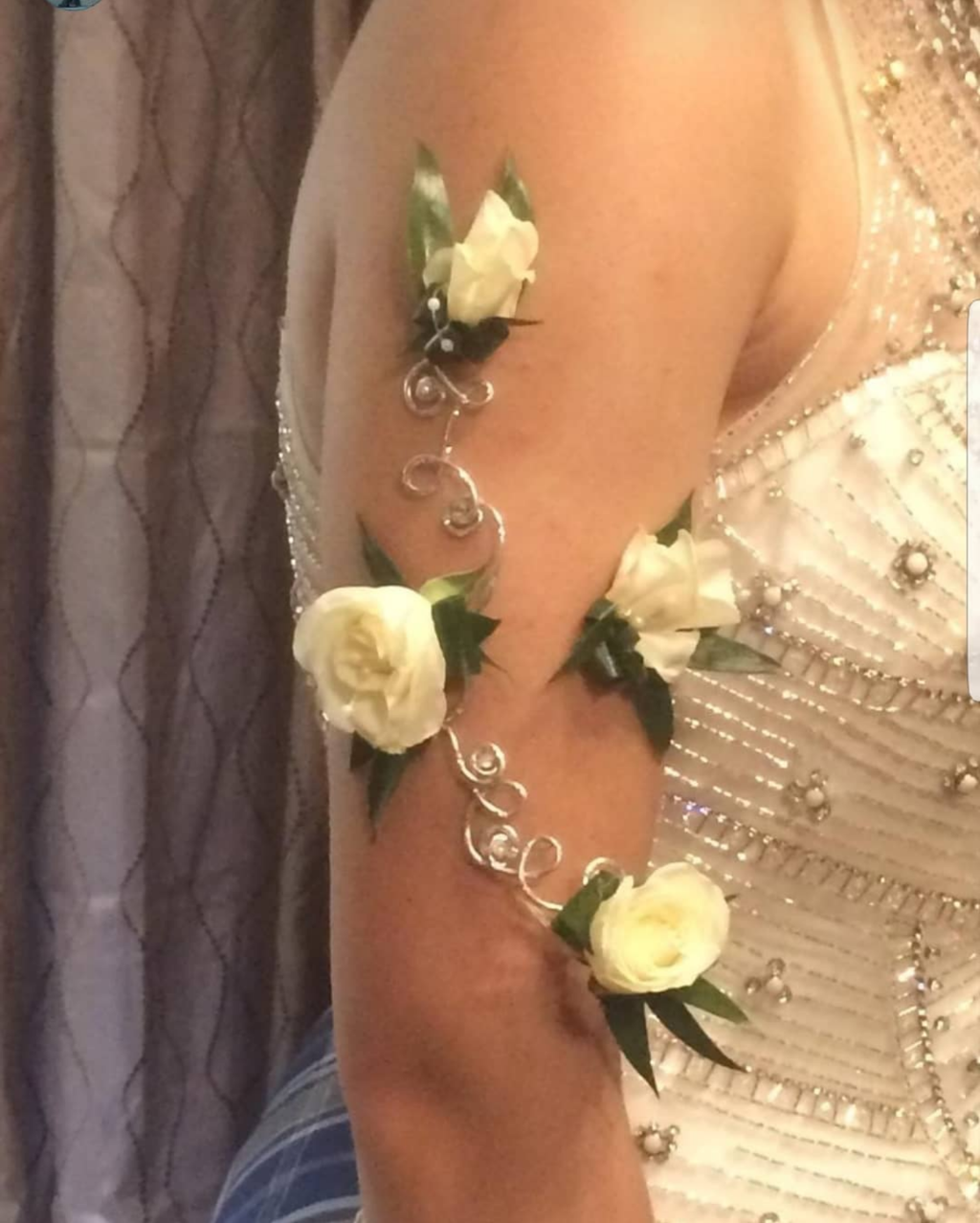 Hollie's Flower Wrap